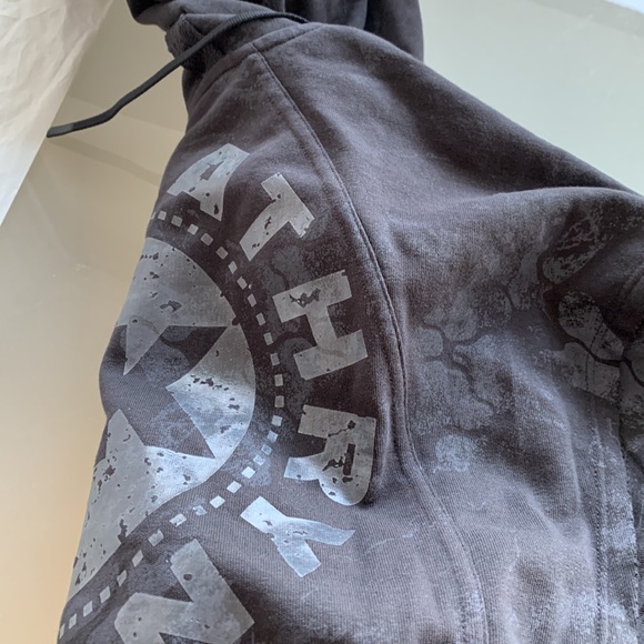 NWT GYMSHARK KK FIT CROP HOODIE SZ XS BLACK CAMO - Picture 6 of 8